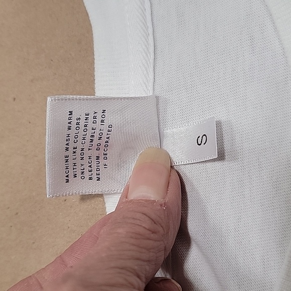 Noah Core Logo-Print 100% Cotton Jersey T-Shirt, Size S, Excellent Condition - Picture 9 of 10